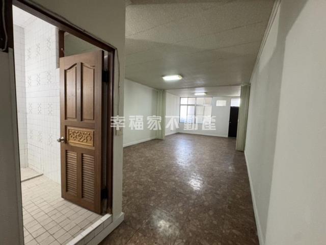台南安平店面-10