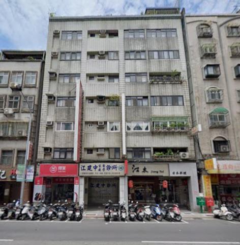 台北松山華廈法拍-1