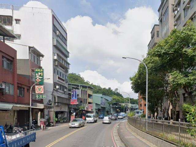 新北五股大樓法拍-6