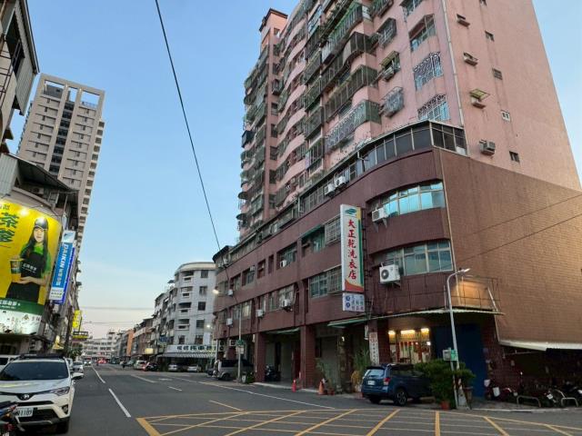 高雄法拍大樓-4