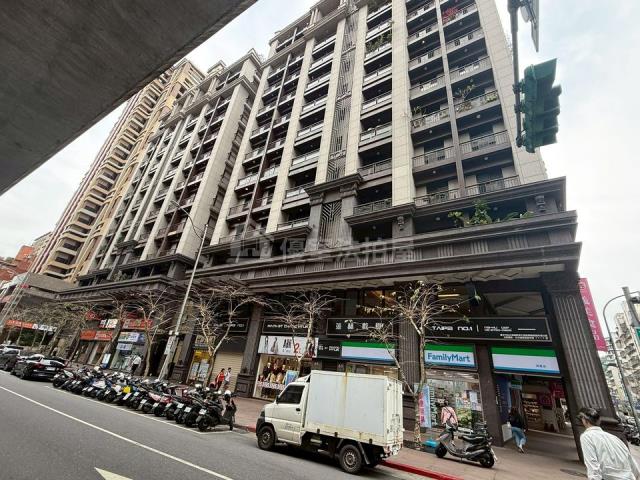 台北內湖大樓法拍-1