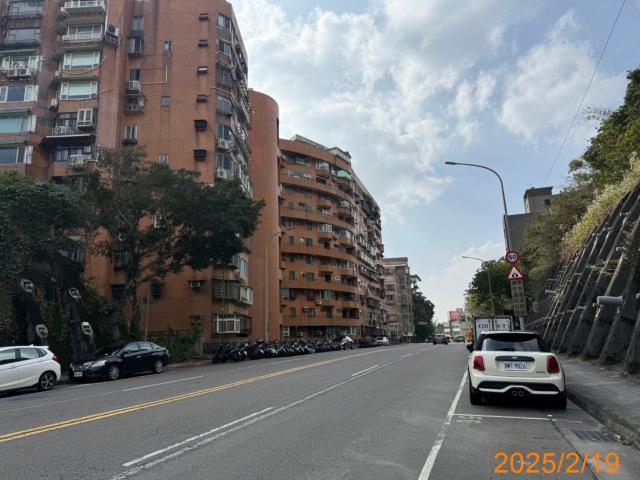 台北內湖法拍大樓-4