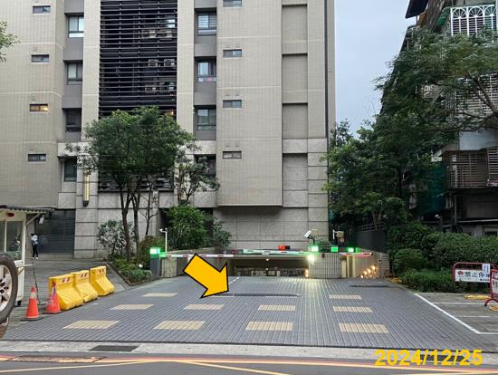 新北新店法拍大樓-5