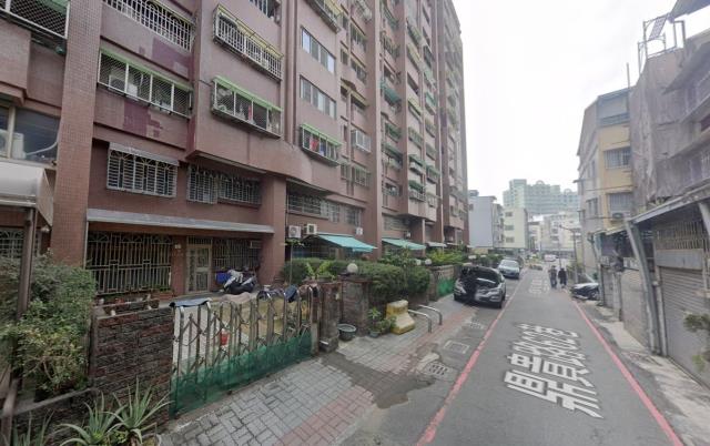 三民區法拍大樓-9