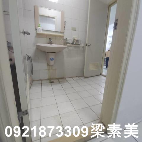 東區大樓-11
