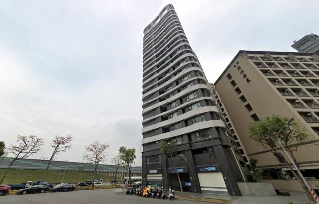 高雄楠梓法拍大樓-7