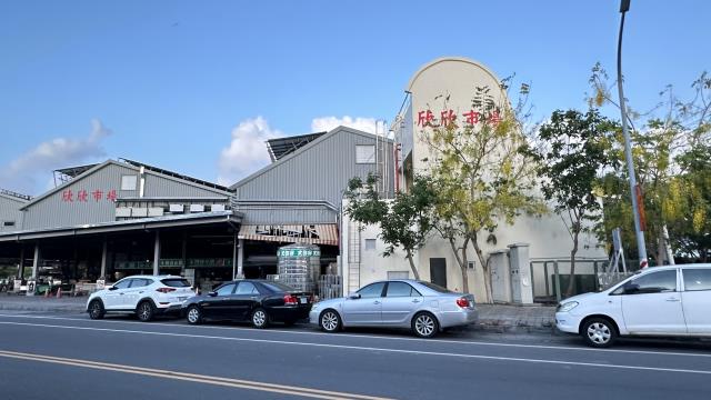 高雄岡山拍賣透天-4