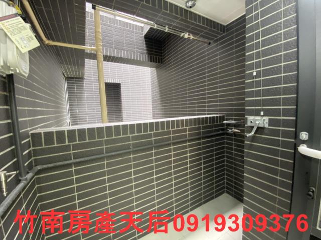 苗栗竹南大樓-5