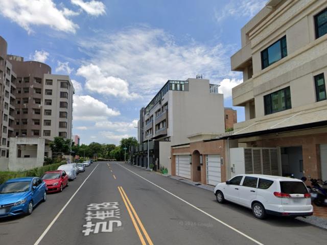 高雄楠梓法拍透天-3