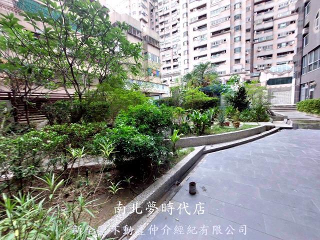 台南東區大樓-12