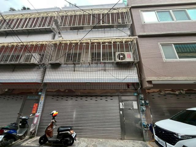 鶯歌拍賣透天-1