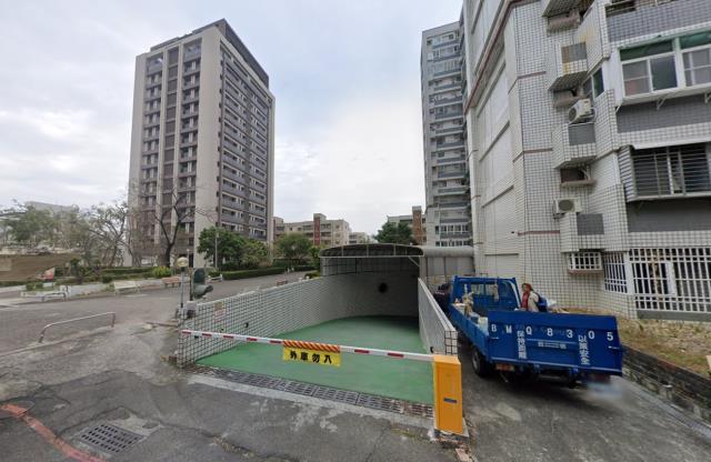 台南南區法拍大樓-4