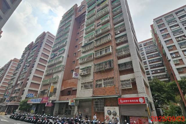 桃園八德法拍大樓-2