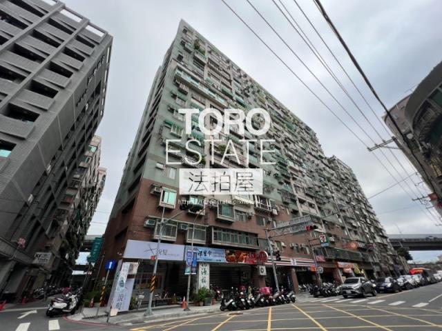 新北三重法拍大樓-4