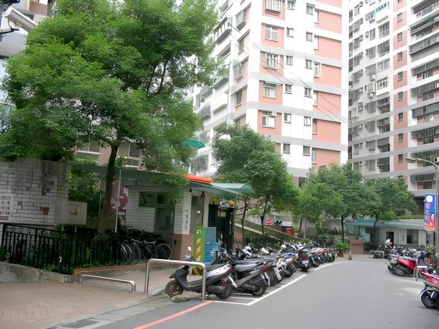 新北中和法拍大樓-2