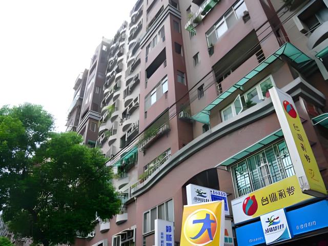 板橋大樓法拍-4