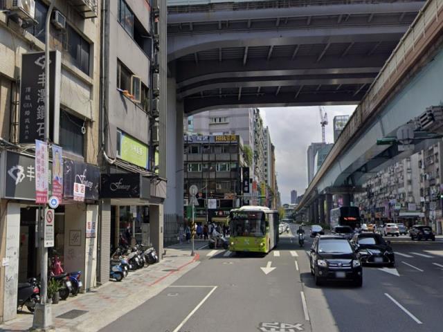 台北松山法拍大樓-3