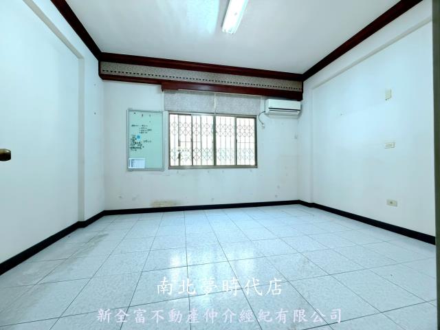 中西區透天-8