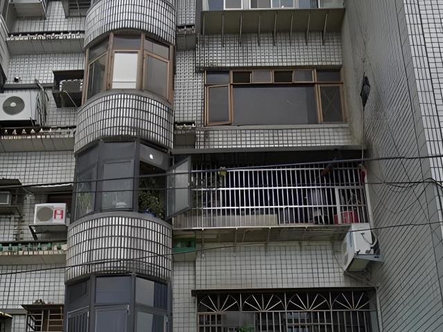 蘆洲公寓法拍-2
