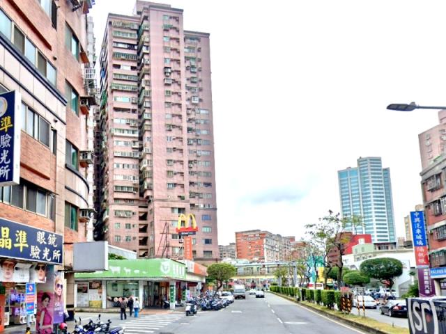 三重大樓法拍-4