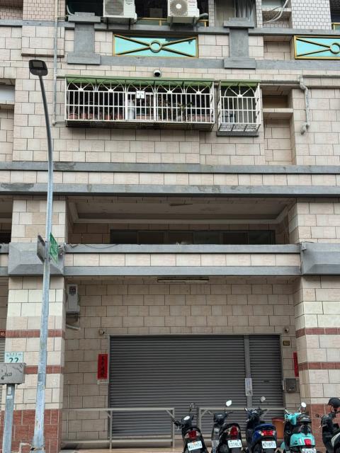 高雄左營法拍大樓-11
