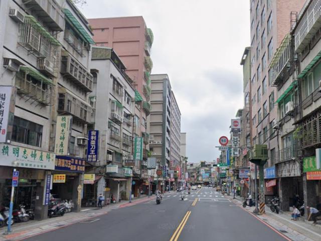 新北三重法拍大樓-8