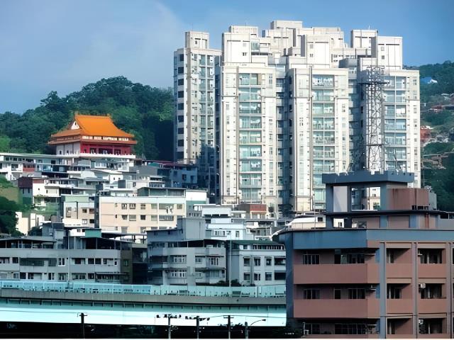 暖暖大樓法拍-6