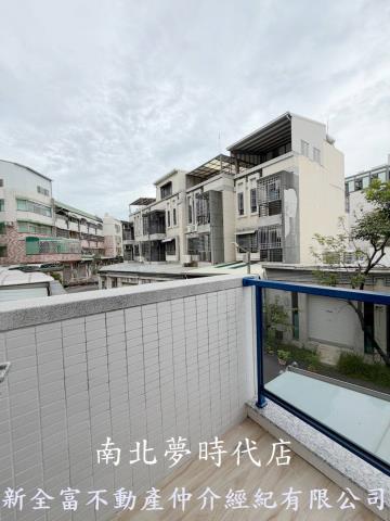 台南南區透天-12