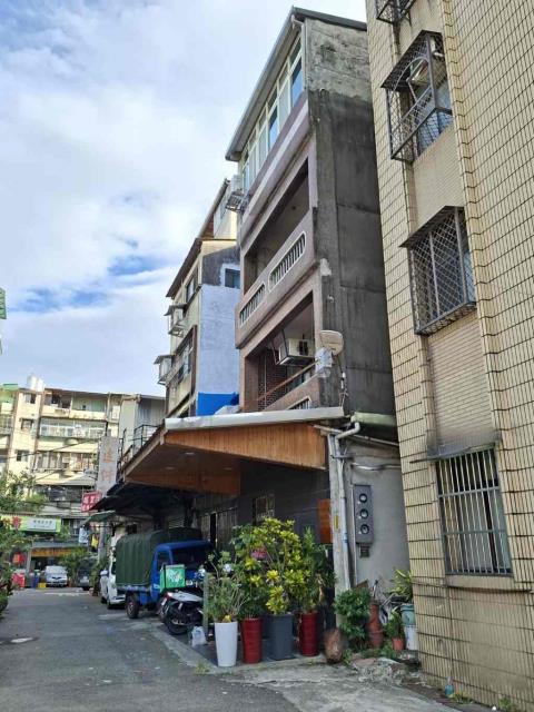 新北樹林法拍透天-3