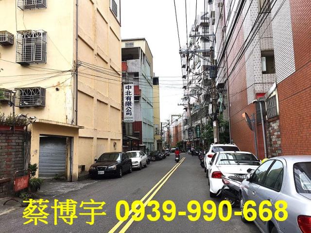 大里泉福藝術家法拍屋