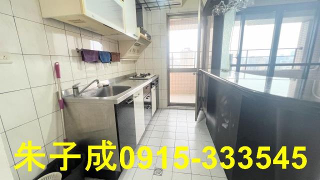 高雄三民區大樓-7