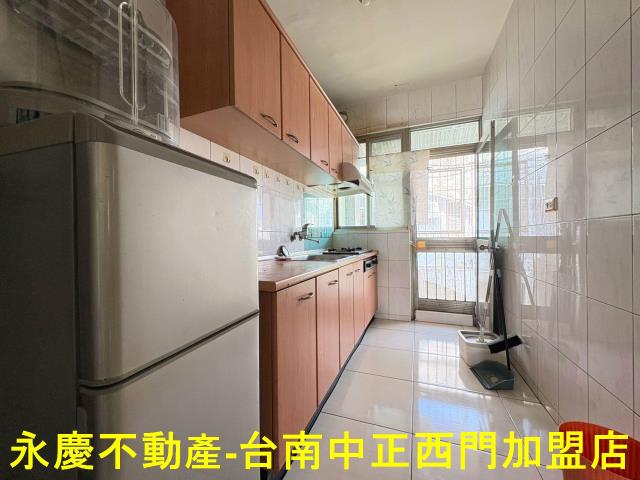 台南南區公寓-12