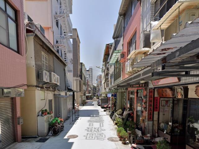 苓雅透天法拍-4