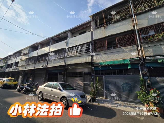 台中雙透天法拍-4
