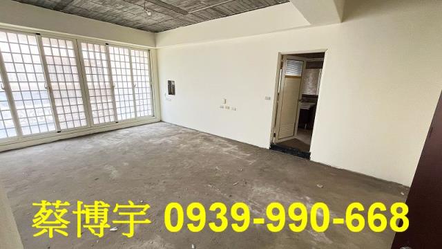 田尾光復路尊爵城法拍