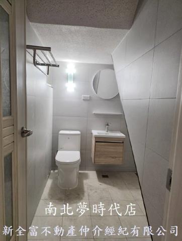 台南南區透天-7