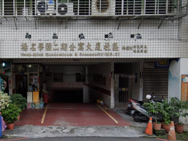 新莊拍賣大樓-4