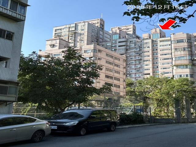 台北文山區大樓法拍-1