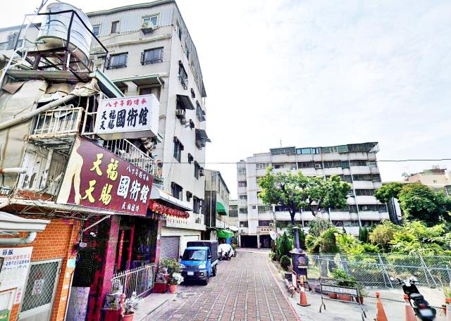 中西區青年路電梯三房