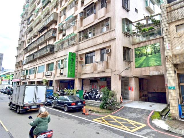 三重大樓法拍-7
