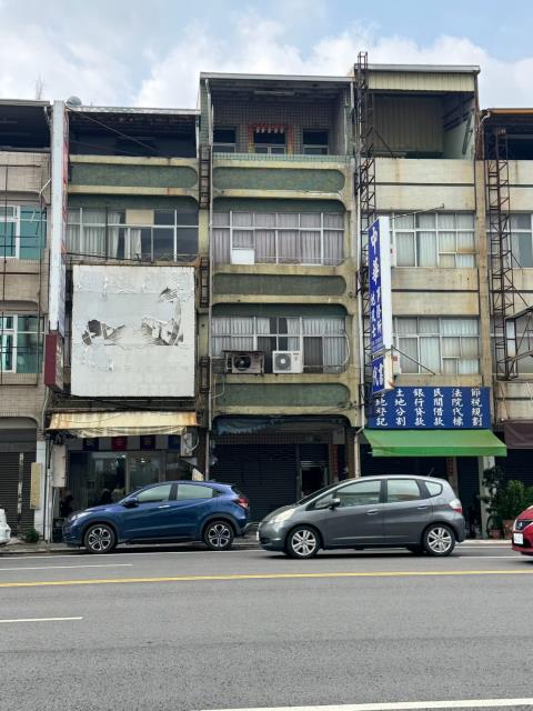 屏東屏東市透天法拍-12
