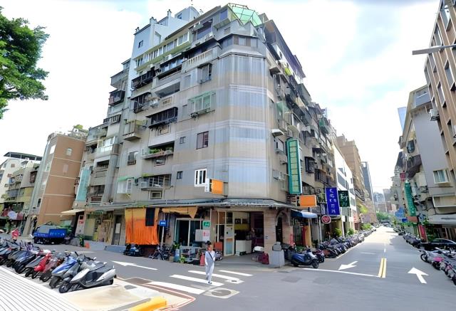 台北中山區大樓法拍-1