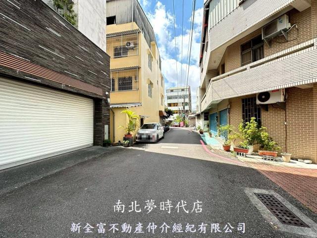 東區透天-10