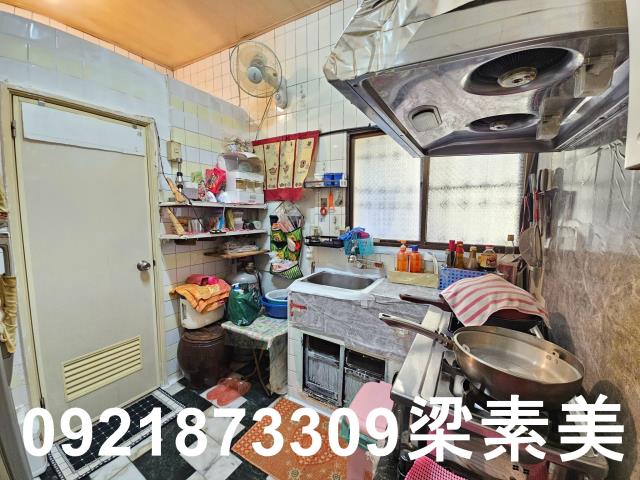 中西區透天-5