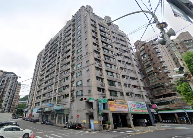 新北新莊法拍大樓-8