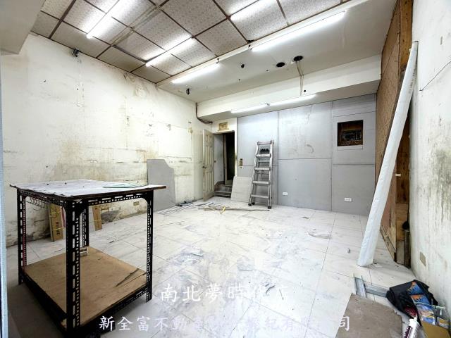台南華廈-1