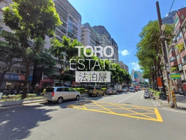 新北大樓法拍-8