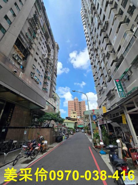 高雄三民區大樓-2