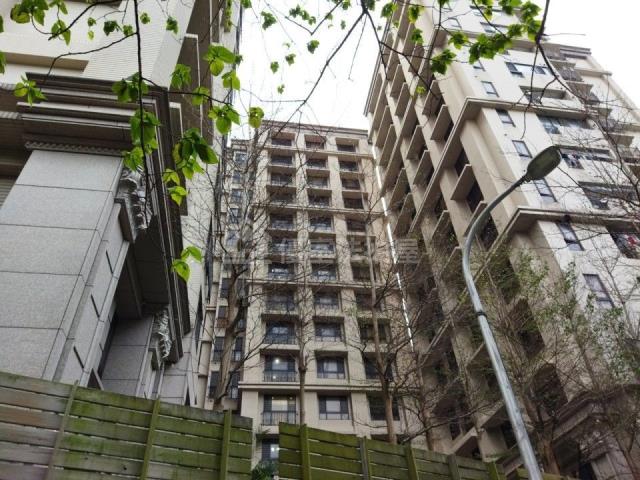 新北拍賣大樓-1
