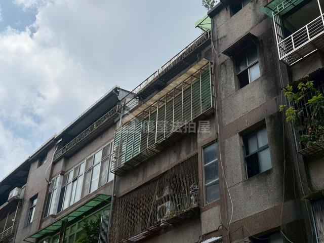 台北信義區法拍公寓-1